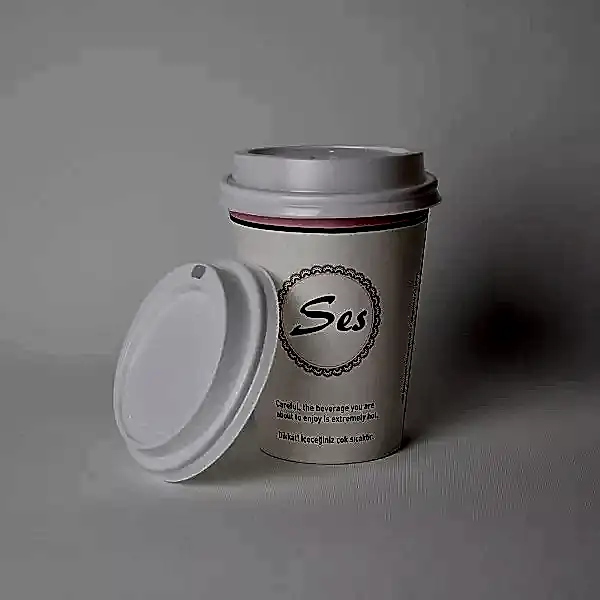 Plastik Bardak Kapağı 2