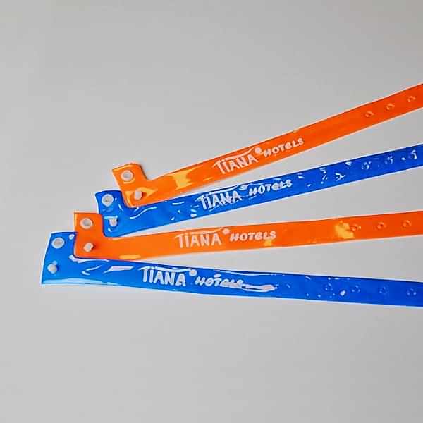 Plastik Kol Bilekliği 1